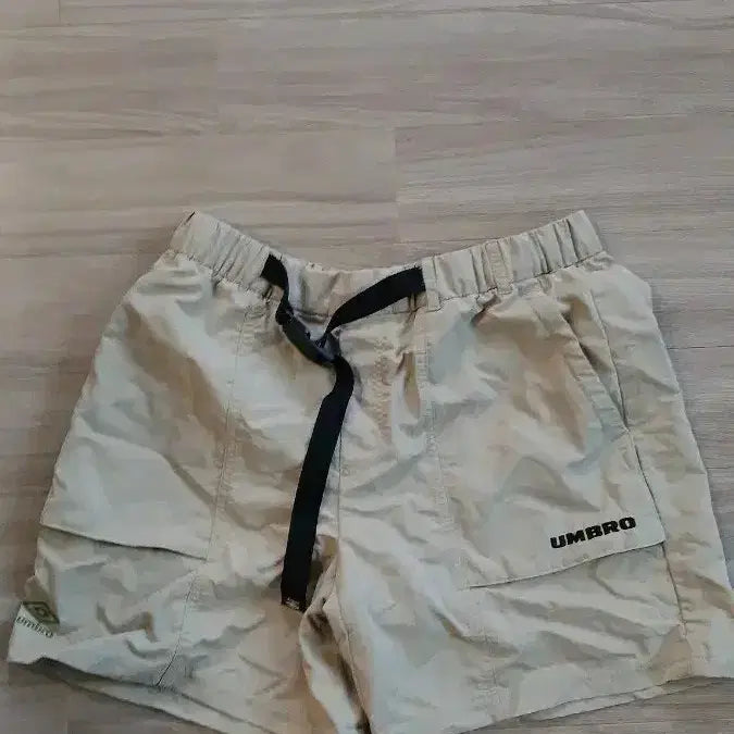 [BUNJANG] Umbro Beige 75M Shorts / 엄브로 베이지 75M 반바지 상태좋음