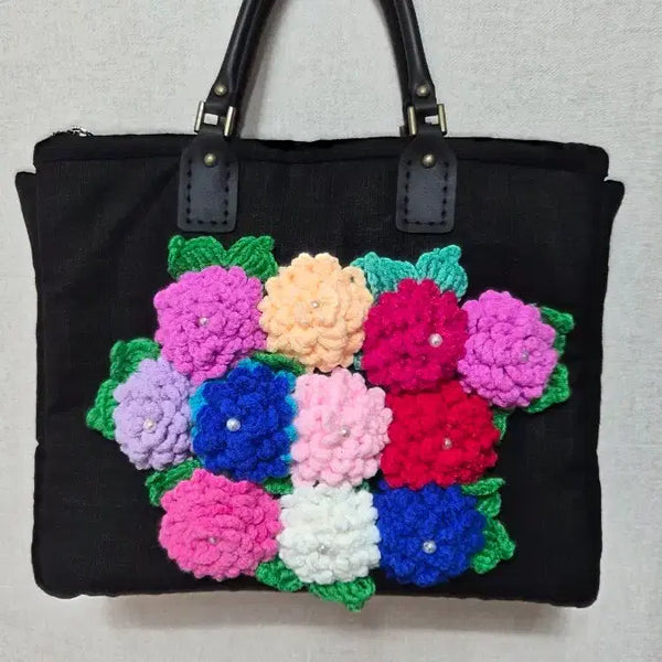 [BUNJANG] Floral Embroidered Shoulder Bag Black / 꽃 자수 숄더백 검정