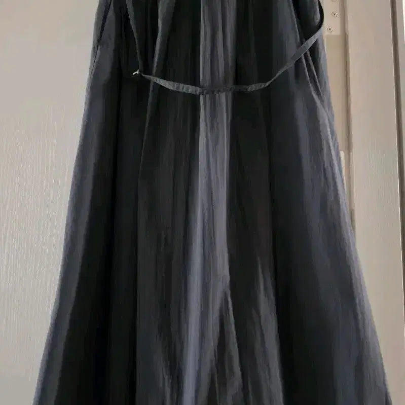 [BUNJANG] Tree Print Relaxed Fit Long Skirt - Black / 나무그림바스락롱스커트브랙새상품