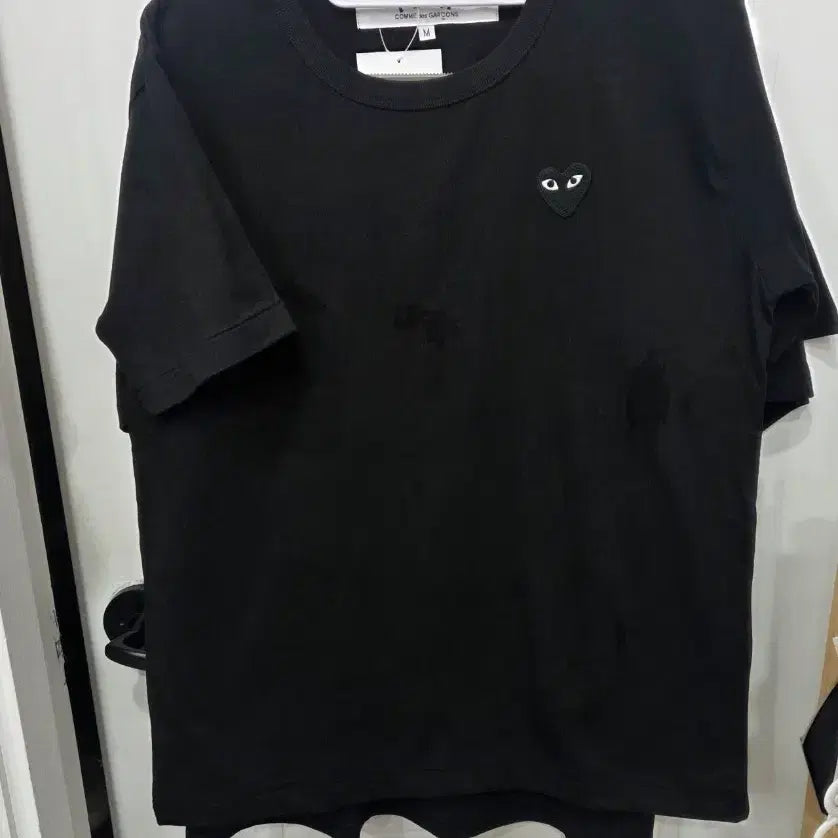 [BUNJANG] Comme des Garçons Play Heart Logo T-Shirt Black Medium / 꼼데가르송 플레이 하트 로고 반팔티 블랙 미듐