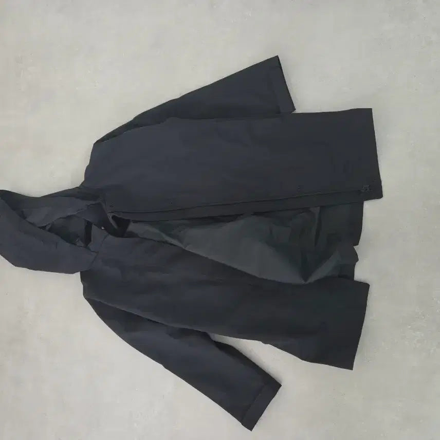 [BUNJANG] Uniqlo Women's Black Waterproof Windproof Jacket / 유니클로 블랙 방수 방풍 자켓 S
