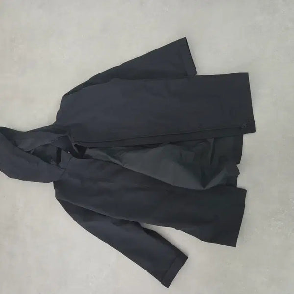 [BUNJANG] Uniqlo Women's Black Waterproof Windproof Jacket / 유니클로 블랙 방수 방풍 자켓 S