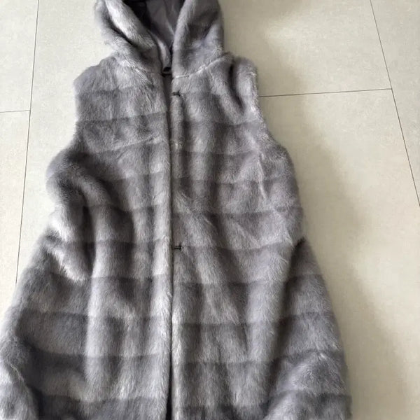 [BUNJANG] Women's Hooded Faux Fur Vest Grey / 여성 후드에코퍼그레이베스트