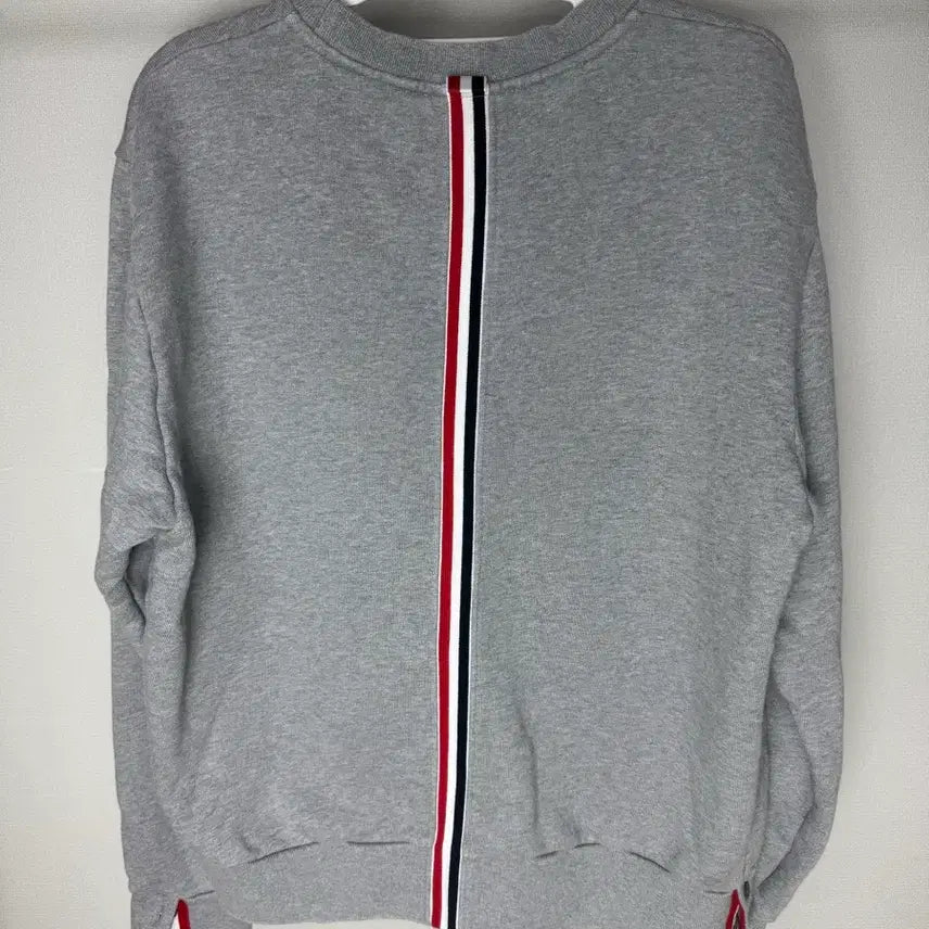 [BUNJANG] Thom Browne Back Tricolor Sweatshirt Size 3 / 톰브라운 백삼선 맨투맨 [3사이즈]
