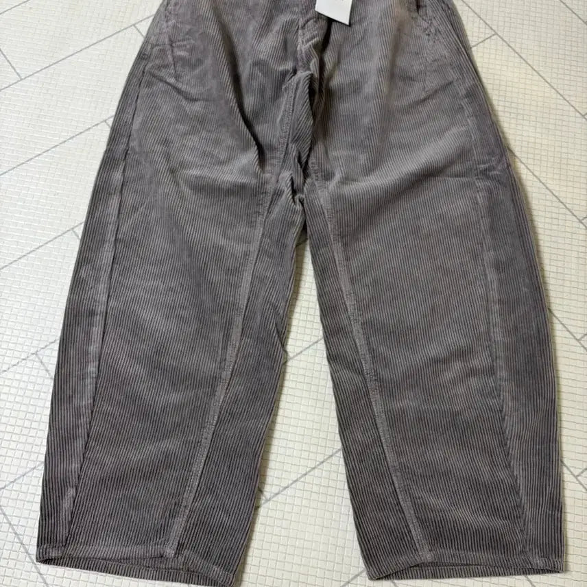 [BUNJANG] Known Corduroy Pants Grey Size 0 New / 노운 코듀로이 팬츠 그레이 0사이즈 새상품