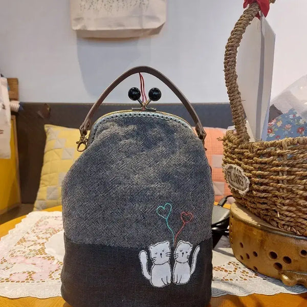 [BUNJANG] Quilted Frame Cat Tote Bag / 퀼트프레임고양이토드백