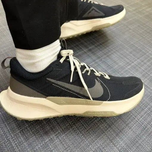 [BUNJANG] Nike Juniper Trail 2 Trail Running Shoes / 나이키 주니퍼 트레일 2 트레킹화 워킹화 트레일화  // 280