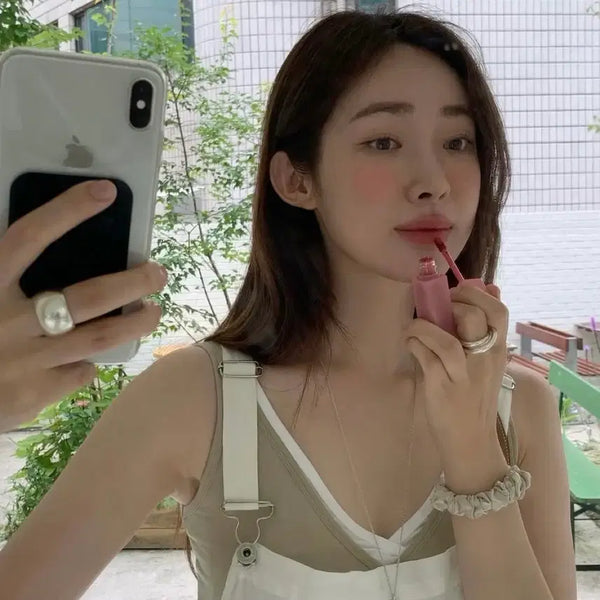 [BUNJANG] Refoss V Neck Sleeveless T-shirt (Beige) / 리포스 V Neck Sleeveless T-shirts 차정원 착용
