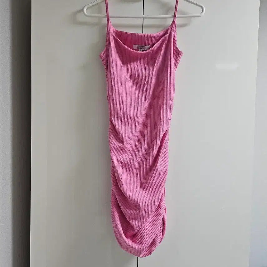 [BUNJANG] Egoist Ribbed Shirred Knit Dress / 에고이스트 니트원피스55