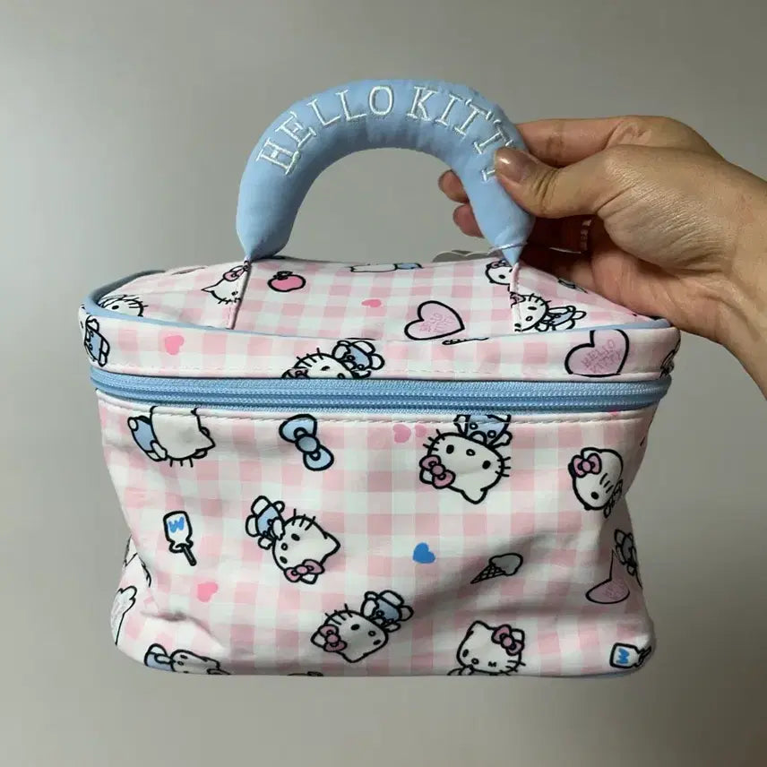[BUNJANG] Hello Kitty Pouch New / 헬로키티 파우치 새상품