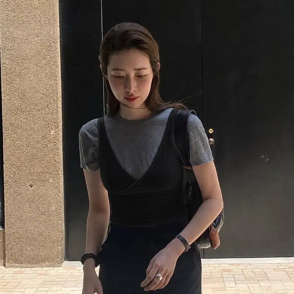 [BUNJANG] Repose V Neck Sleeveless T-shirt (Black) / 리포스 V Neck Sleeveless T-shirts (Black)