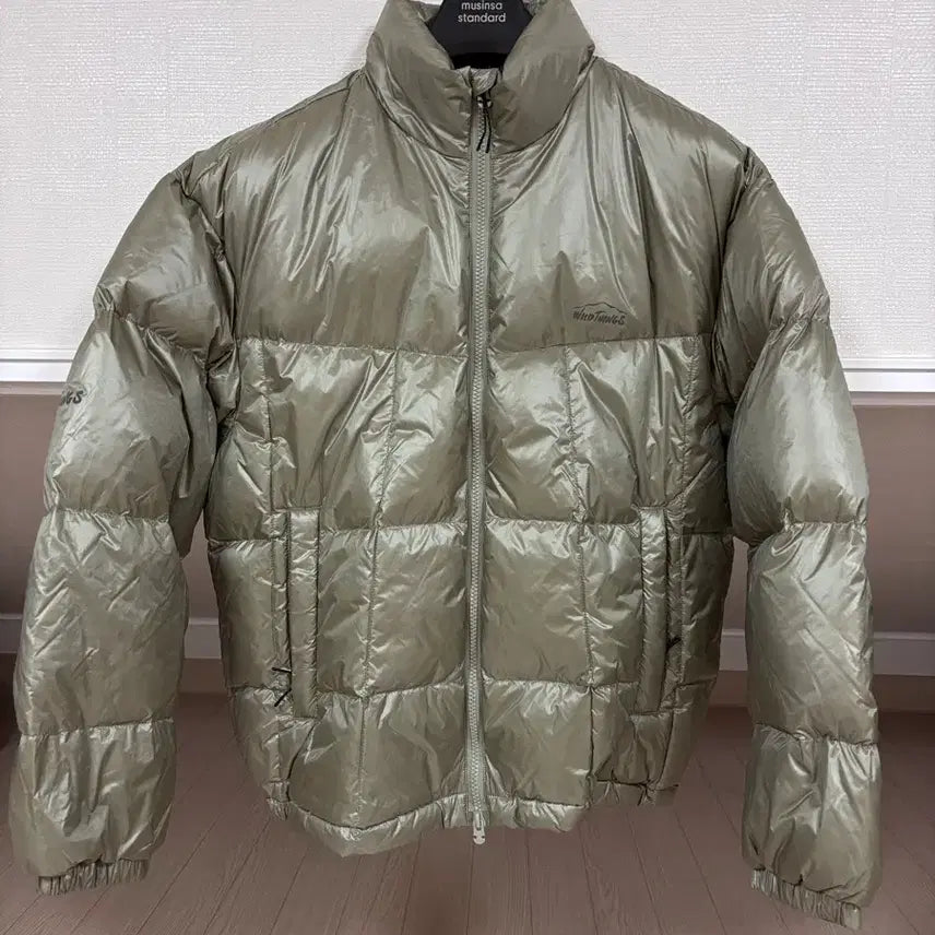 [BUNJANG] Wildthings Beige Duck Down Padding (Size M) / 새상품) M 와일드띵스 베이지 덕다운 패딩