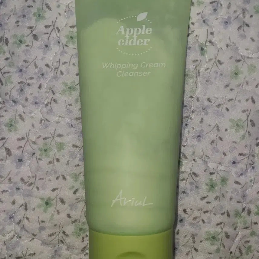 [BUNJANG] Ariel Apple Cider Whipped Cream Cleanser / 아리얼 애플 사이다 휘핑크림 클렌저