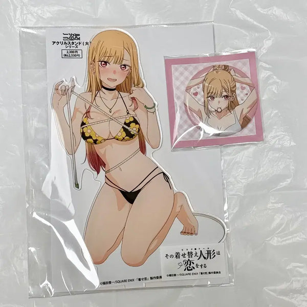[BUNJANG] My Dress-Up Darling Marin Kitagawa Bikini Big Acrylic Stand + C105 Limited Edition Can Badge (Sealed) / 미개봉)비스크돌 키타가와마린 비키니 빅아크릴스탠드+c105 한정판 캔뱃지