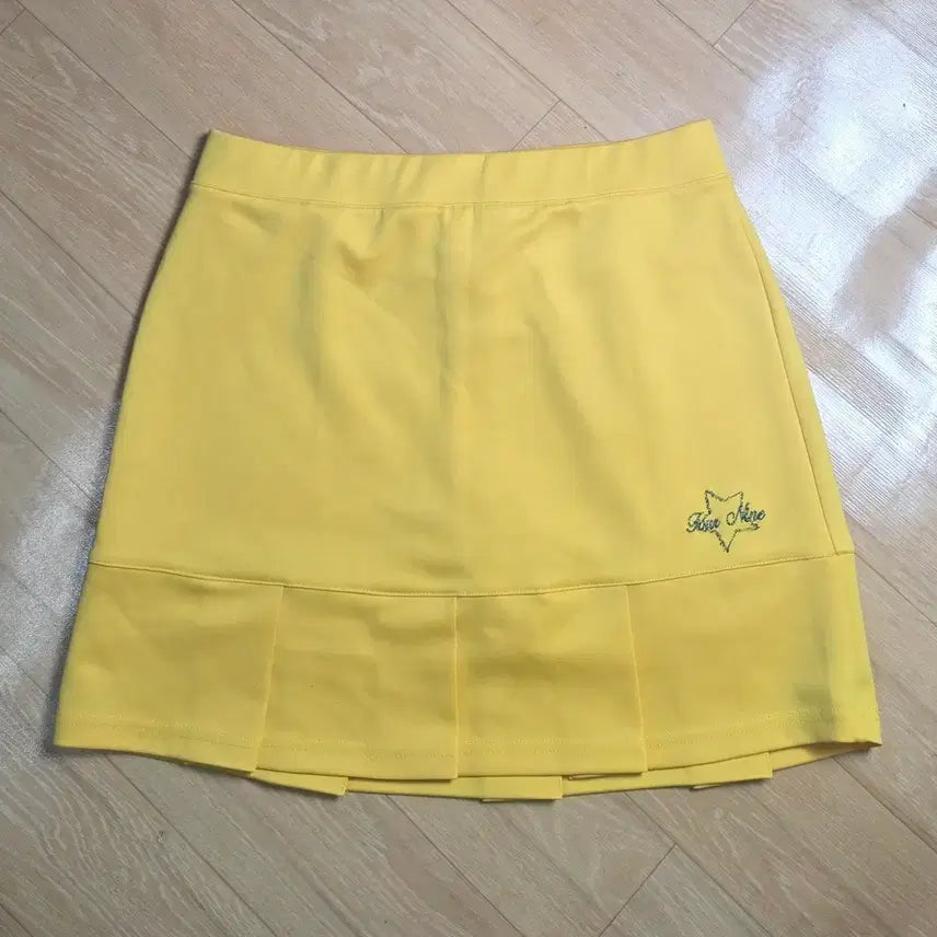 [BUNJANG] Four Nine 75 Yellow Golf Skirt / Four Nine 75 옐로우골프웨어 치마