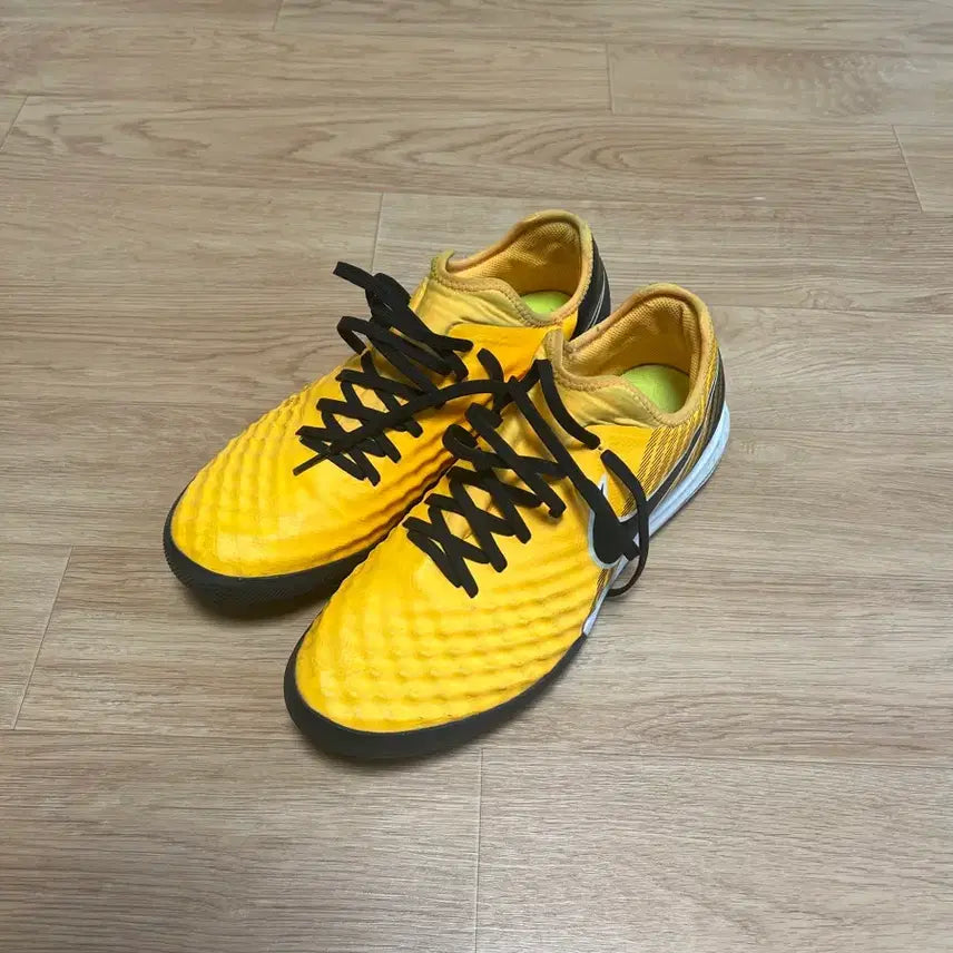 [BUNJANG] Nike Magista Finale II Futsal Shoes Size 280 / 마지스타 피날레2 풋살화 280