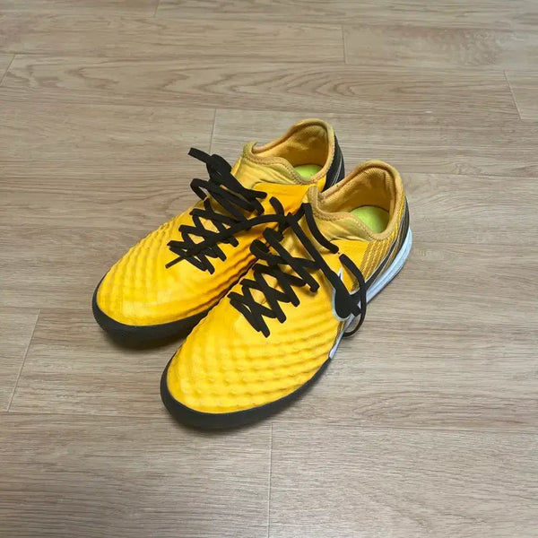 [BUNJANG] Nike Magista Finale II Futsal Shoes Size 280 / 마지스타 피날레2 풋살화 280