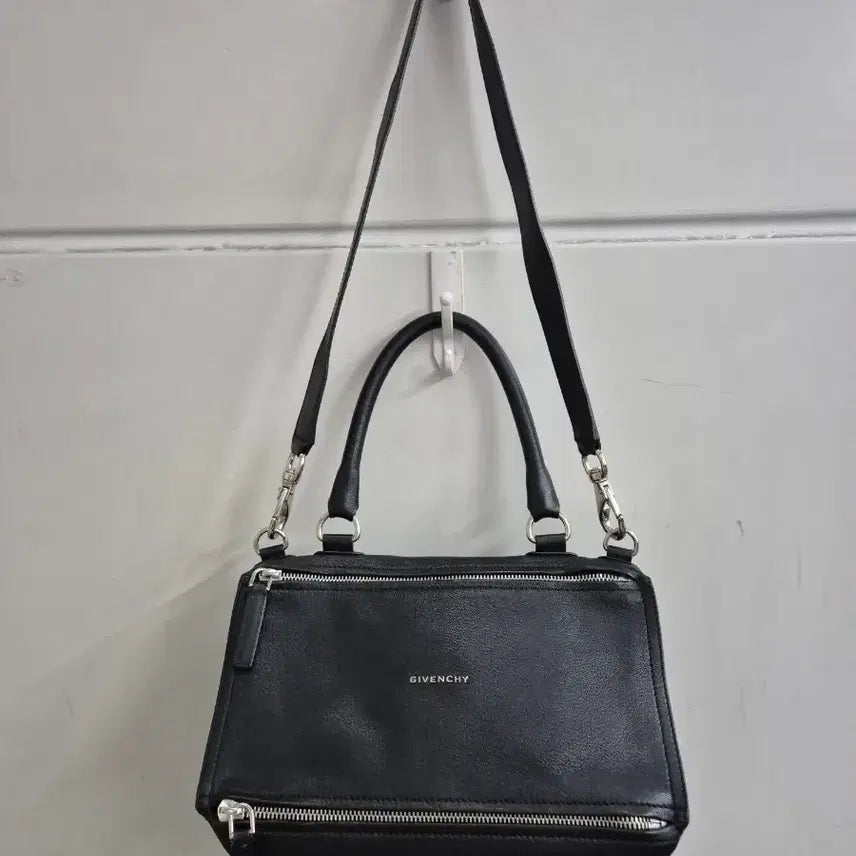[BUNJANG] Givenchy Pandora Bag / 지방시  판도라 백