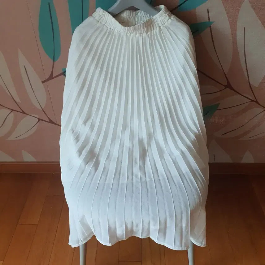 [BUNJANG] White Ivory Long Pleated Skirt / 화이트아이보리 플리츠스커트