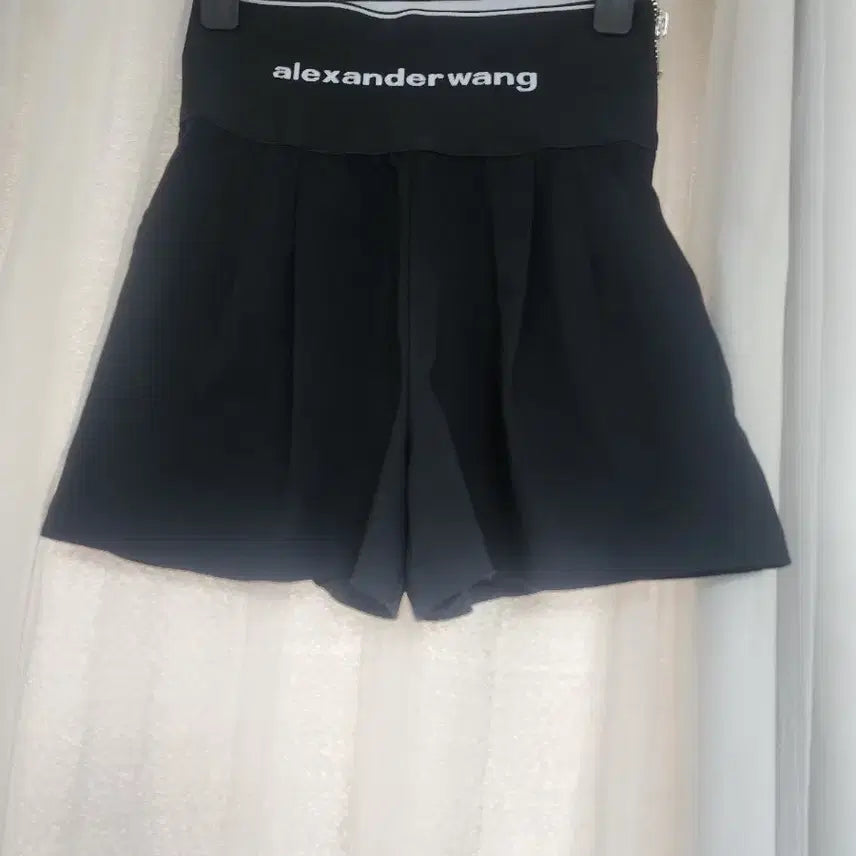 [BUNJANG] Alexander Wang Pleated Shorts Black / 알렉산더왕 플리츠 숏팬츠 블랙
