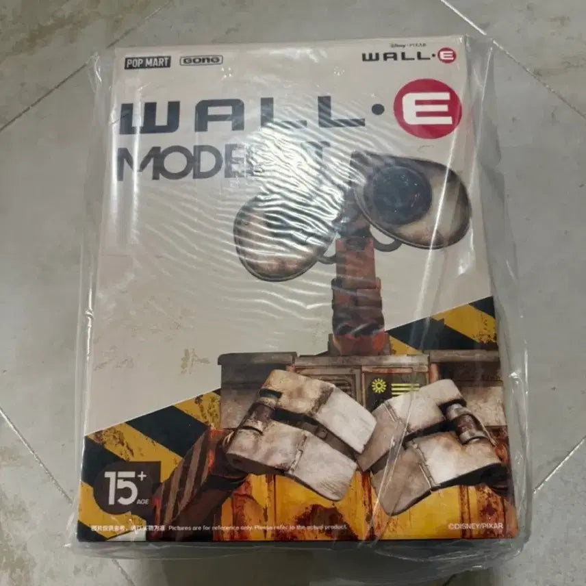 [BUNJANG] GONG X Pop Mart WALL-E Model Kit / GONG X 팝마트 월-E WALL-E 월 E 프라모델 팝니다