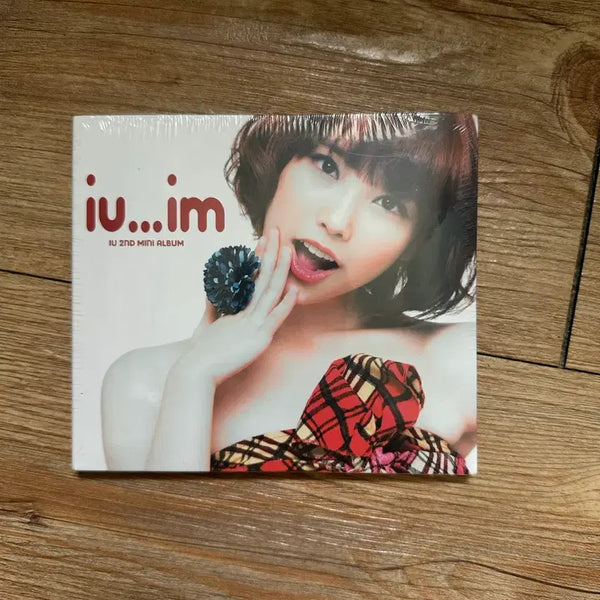 [BUNJANG] IU iu..im 2nd Mini Album / 아이유 iu..im 앨범