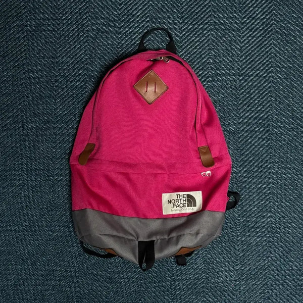[BUNJANG] The North Face Hot Pink Backpack 21L / 노스페이스 핫핑크 돼지코 백팩