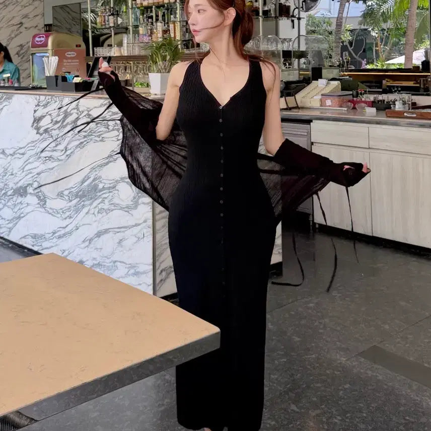 [BUNJANG] Kinda Me Button Slim Knit Dress Black / 카인다미 버튼 슬림 니트 원피스 블랙