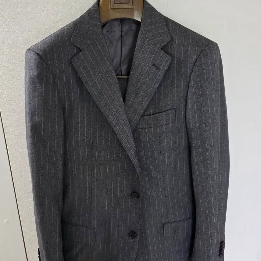[BUNJANG] Sovereign Grey Stripe Suit / 소버린 그레이 스트라이프 수트