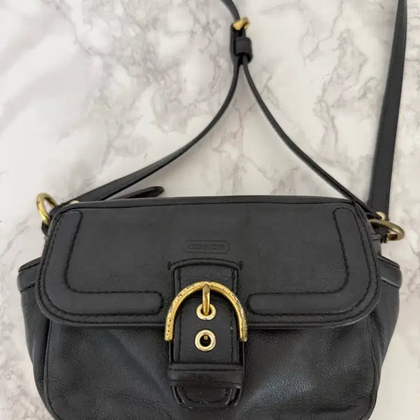 [BUNJANG] Coach Leather Crossbody Bag / 코치 크로스백