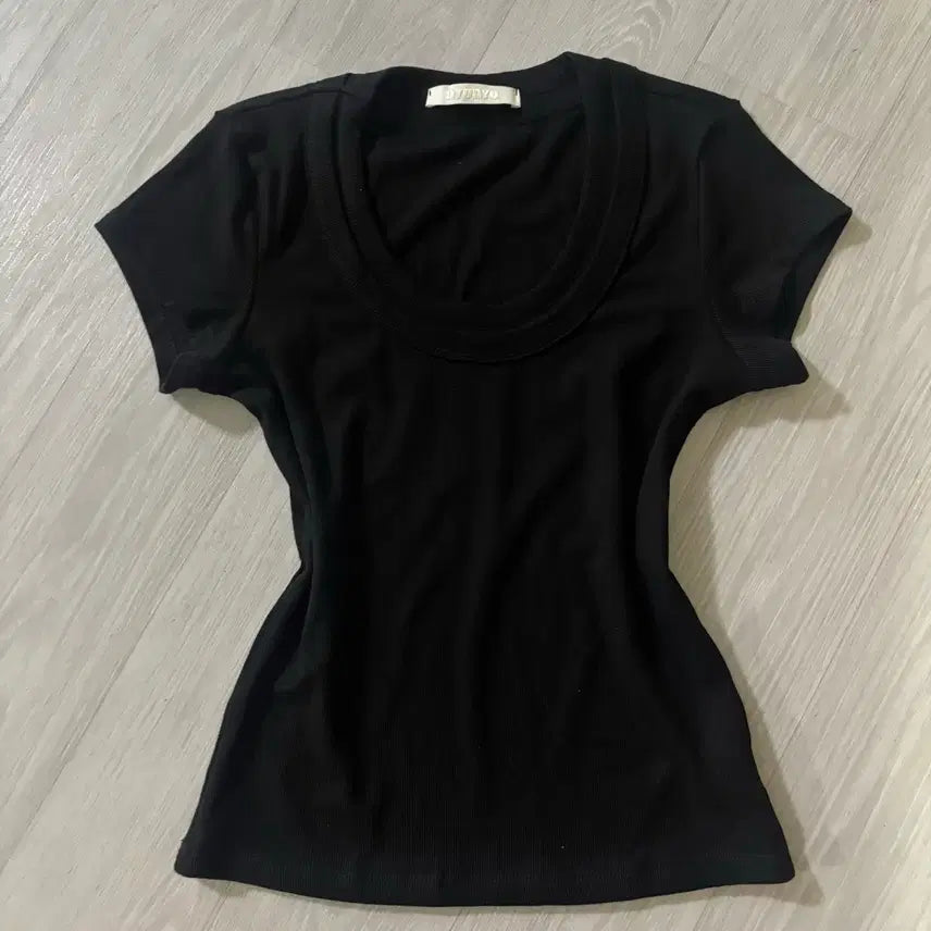 [BUNJANG] NUNU Black Slim Layered Short-Sleeve Basic T-Shirt / 뉴뉴 블랙 슬림 레이어드 반팔 기본티