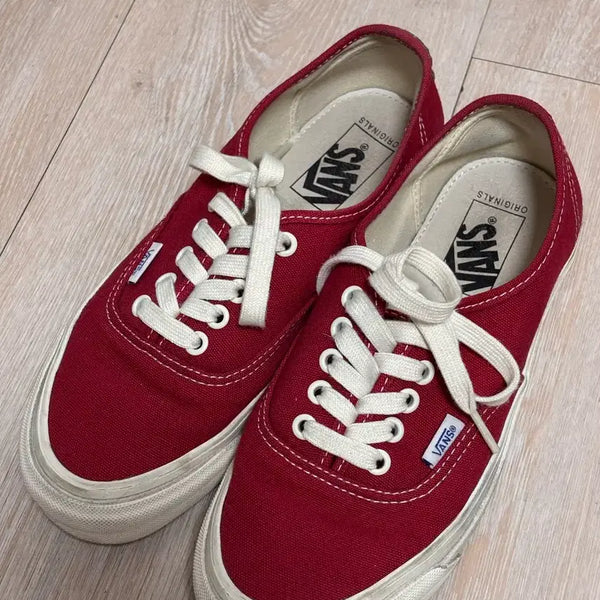 [BUNJANG] Vans Vault Authentic Chili Pepper Sneakers (US 6.5) / 반스 볼트 어센틱 칠리페퍼 245