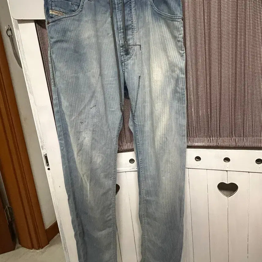[BUNJANG] Diesel Denim Sweatpants Narrot Fit / 디젤 데님 스웻 팬츠