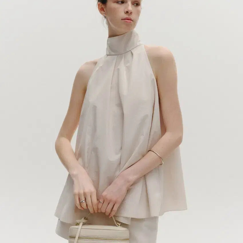 [BUNJANG] Sie Belline Halterneck Blouse (Cream Beige) / 시에 sie 벨린 홀터넥 블라우스