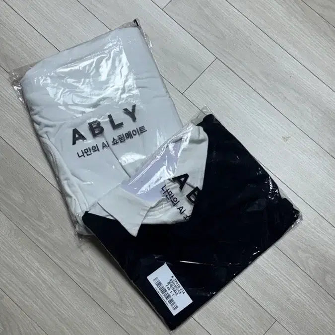 [BUNJANG] Layered Collar T-Shirt - New / 택포| 레이어드 카라티 새상품 프레피룩 양도