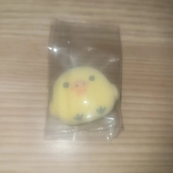 [BUNJANG] Rilakkuma Kiiroitori Badge / 리락쿠마 키이로이토리 뱃지
