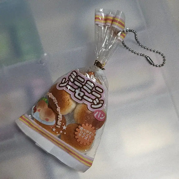 [BUNJANG] Jadedream Classic Squeezed Sausage Bread Squishy Gachapon Keychain / 고전 제이드림 스퀴시 소세지 빵 말랑이 가챠 키링