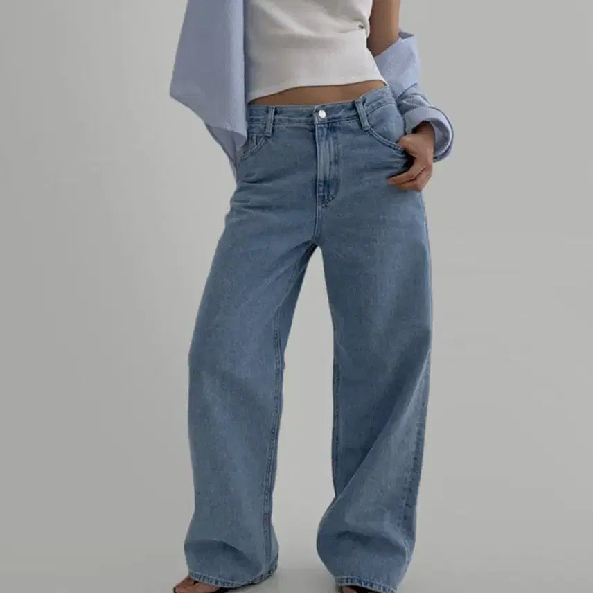 [BUNJANG] LaRoom Light Denim Black Up Autumn Fit Jeans / 라룸 라이트데님 블랙업 어텀 릿킴