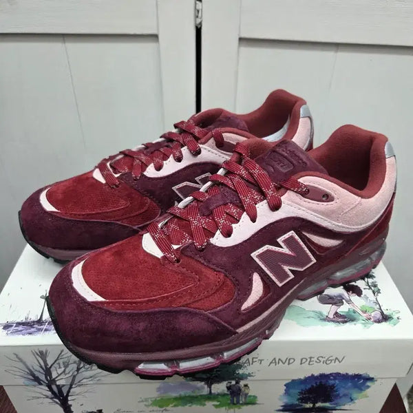 [BUNJANG] Kith x New Balance Ronnie Fieg "Sakura" Limited Edition Sneakers / 키스 뉴발란스 2011 로니 피그 한정판 사쿠라