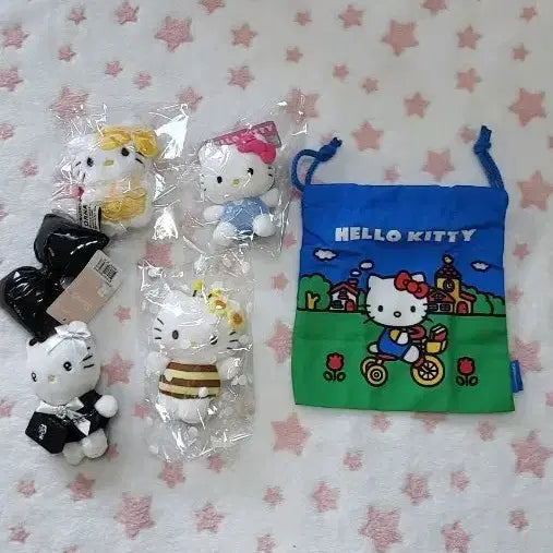 [BUNJANG] Hello Kitty Doll Keychain 4pc Set with Pouch / 급처)헬로키티 인형 키링 4개 + 파우치 세트