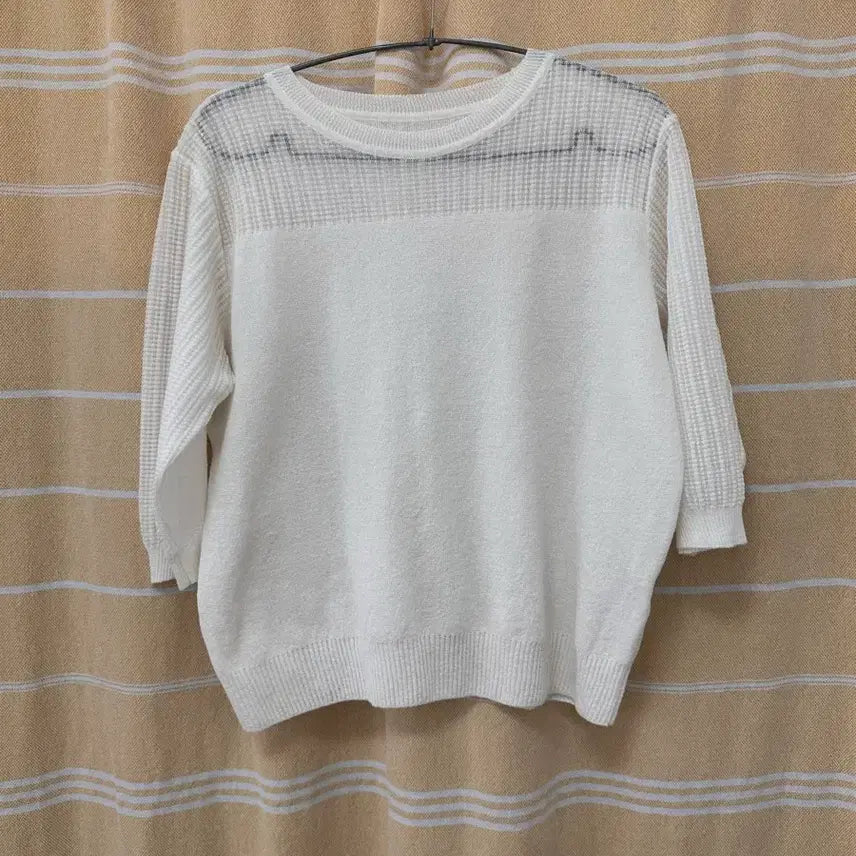 [BUNJANG] Compania Women's White Knit Sweater / 꼼빠니아 니트 스웨터 화이트