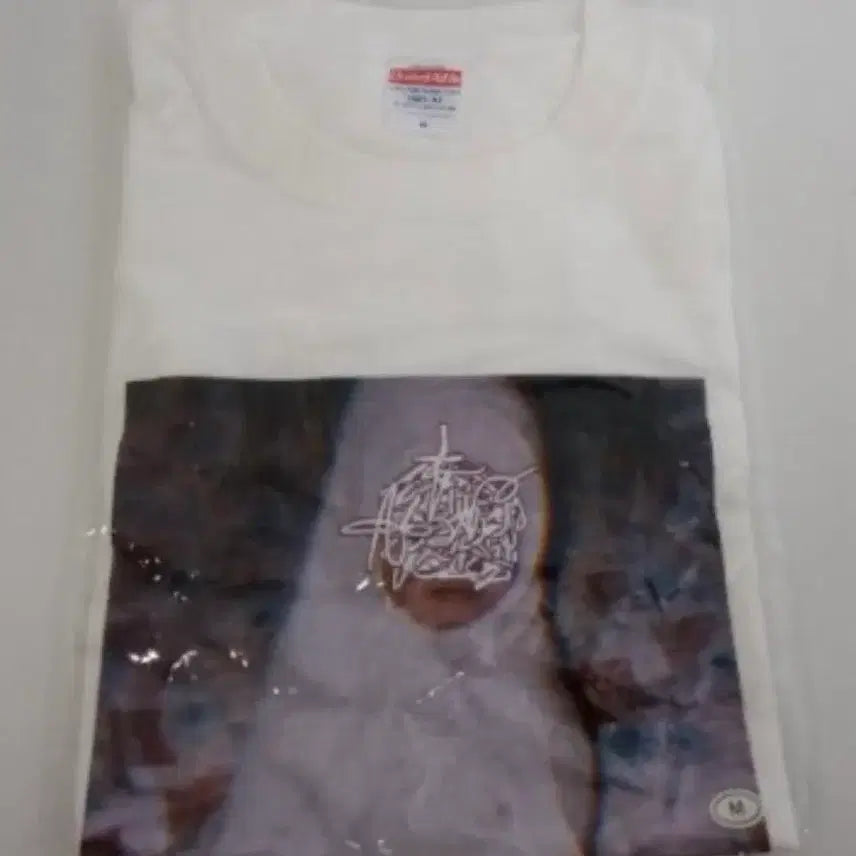 [BUNJANG] ZUTOMAYO Akane T-Shirt (ZanZan Tour 2019) / 초창기 즛토마요 아카네 티셔츠 잠잠투어 2019