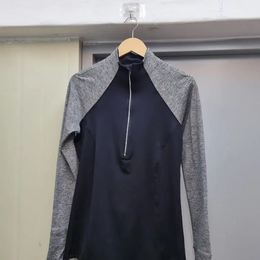 [BUNJANG] Under Armour Functional Half-Zip Top / 언더아머 기능성 반집업 85-90