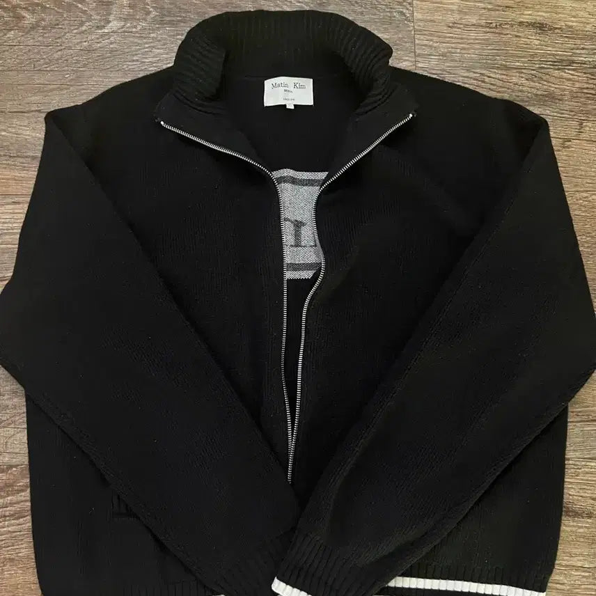 [BUNJANG] Matinkim Spell Point Stripe Cardigan Black L / 마뗑킴 스펠 포인트 스트라이프 가디건 블랙 L