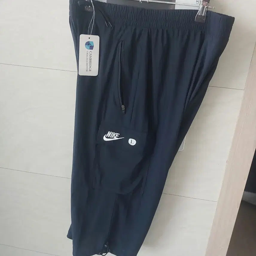 [BUNJANG] Nike Cargo 7/8 Length Shorts L Navy Blue New / 나이키 카고형 7부 반바지 L 군청색 새상품