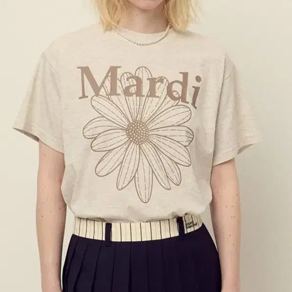 [BUNJANG] Mardi Mercredi Daisy Short Sleeve T-Shirt / 마르디메크르디 데이지 반팔티