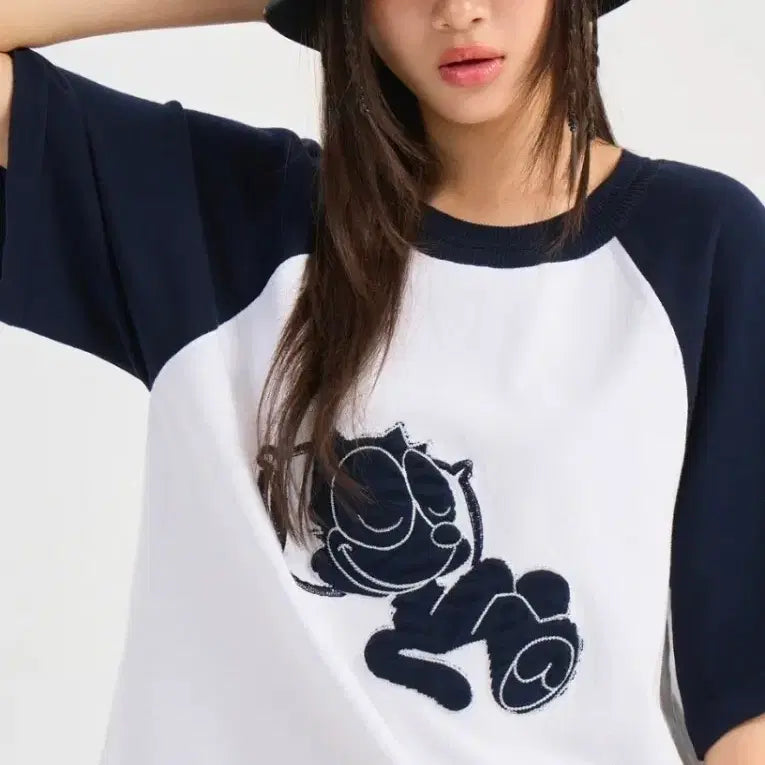 [BUNJANG] Lucky Raglan One-Point Knit Pullover / 럭키  래글런 원포인트 니트