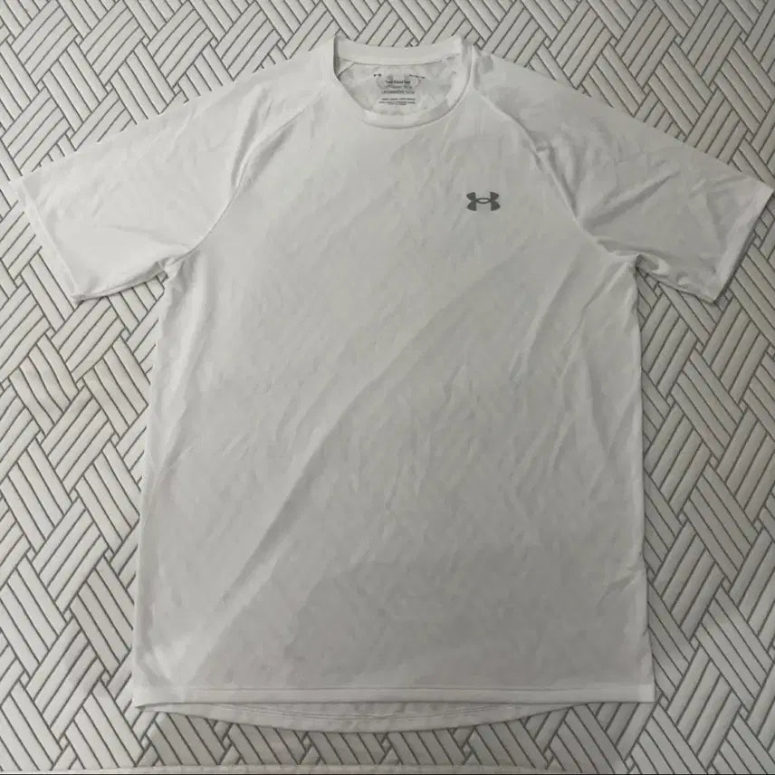 [BUNJANG] Under Armour Men's Tech 2.0 Short Sleeve T-Shirt / 언더아머 남성용 테크 2.0 반팔티 M 1회착용