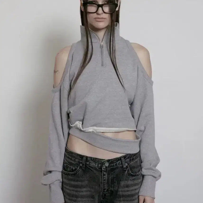 [BUNJANG] Bomher Cutout Half-Zip Sweatshirt, Mélange Grey / 보헴서 컷아웃 하프집 스웨트셔츠, 멜란지 그레이