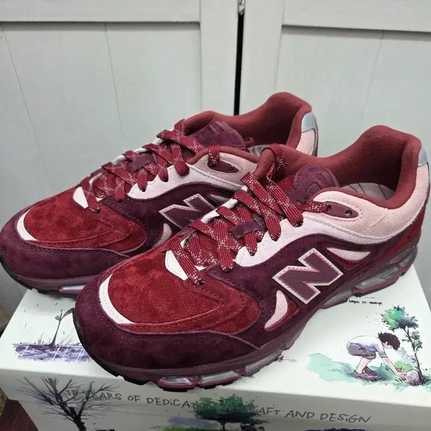 [BUNJANG] Kith x New Balance 2011 Ronnie Fieg "Sakura" Limited Edition Sneakers / 키스 뉴발란스 2011 로니 피그 한정판 사쿠라